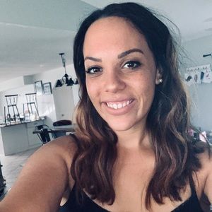 Meet your Posher, Stephanie rose